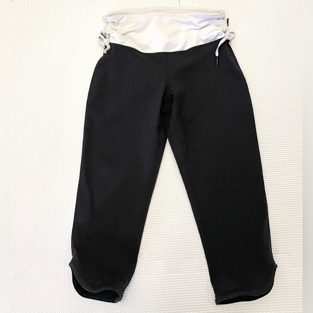 Lululemon Ruched Side Drawstring Crop Leggings Black White Size 2